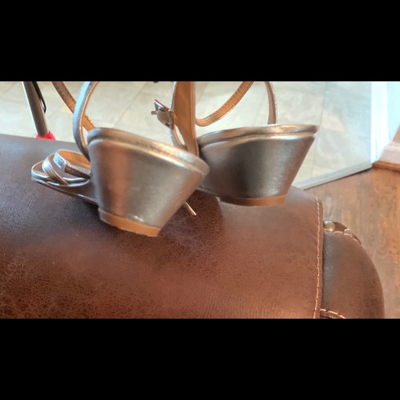 Talbots - Picture 4 of 5